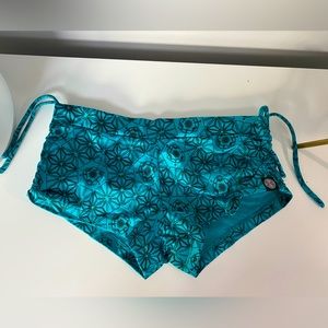 Om Gaia Tree Pole/Athletic Shorts S